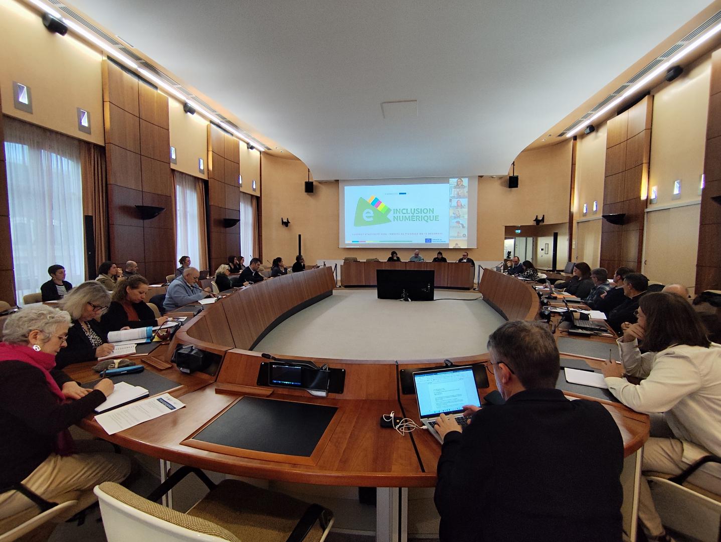 251216-Copil-ReseauLandaisInclusionNumerique (11).jpg